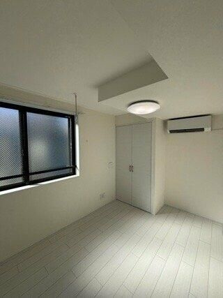 早稲田鶴巻町ＩＭＡハウスの居間・リビング