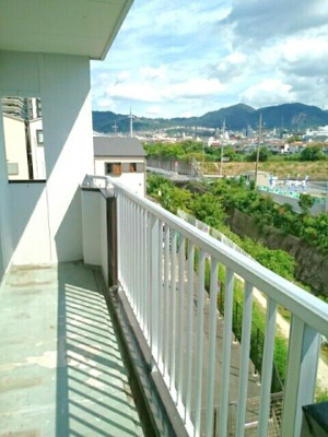 【バルコニー】 | メモリー近藤 | バルコニー付きです