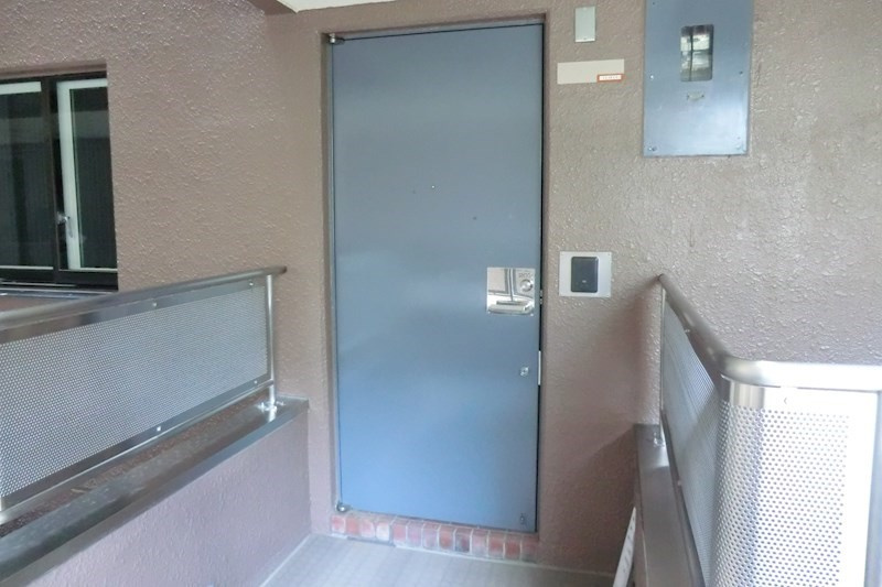 パークサイド六本木の玄関