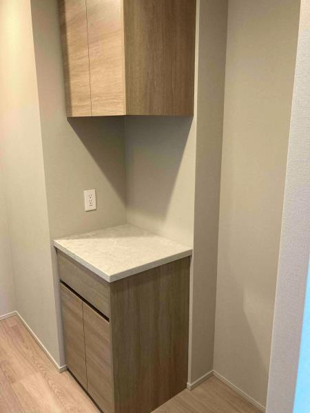 白金ザ・スカイ西棟の居間・リビング