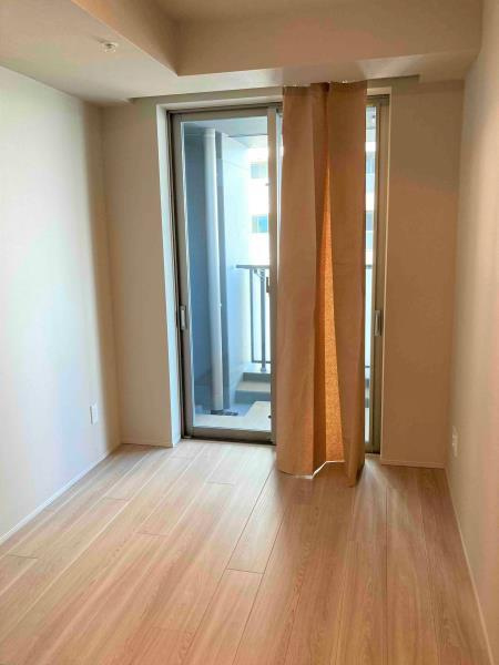 白金ザ・スカイ西棟の居間・リビング