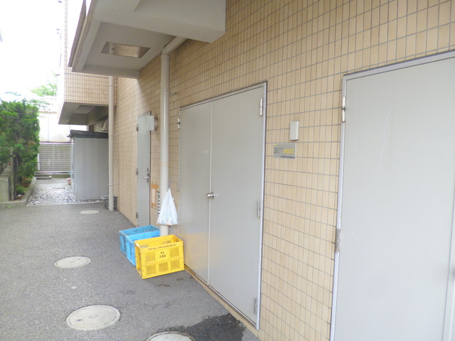 ルーミィ北馬込のその他共用部分|★敷地内ゴミ置き場★