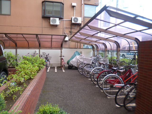 ルーミィ北馬込のその他共用部分|★屋根付き駐輪場★