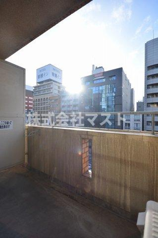 ルーブルCT難波のバルコニー