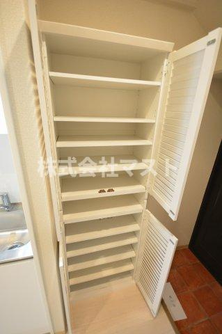 ルーブルCT難波の収納