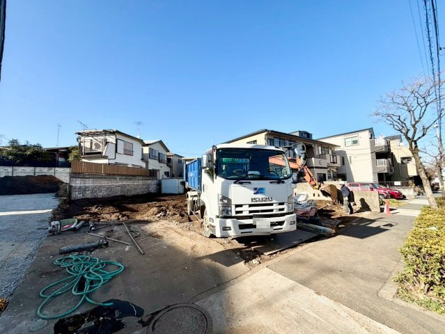 練馬区平和台1丁目　建築条件無し売地　全3区画の外観|2026.02.19撮影

現地ご見学希望・資料請求などお気軽にお問い合わせ下さい！
03-5990-5201