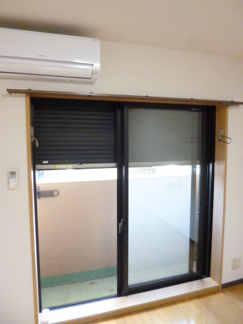 ルネス・コスモのセキュリティ|★防犯シャッター★