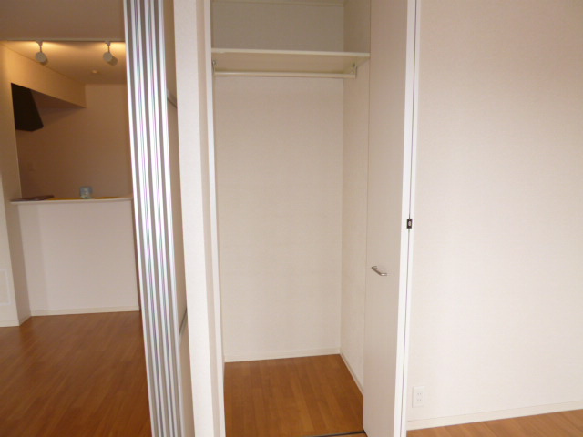 ＣＯＮＦＩＤＥＮＣＥ　Ｍの収納|クローゼット