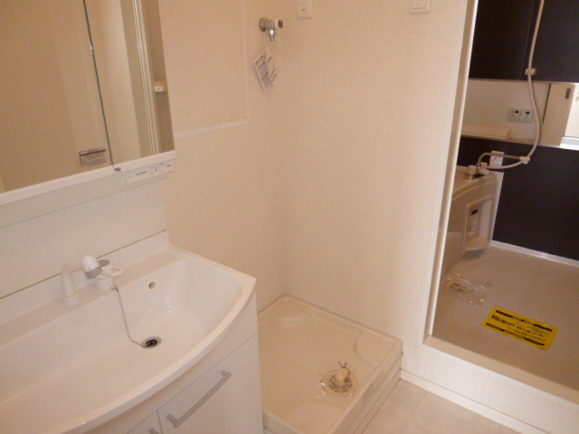 ＣＯＮＦＩＤＥＮＣＥ　Ｍのその他|洗濯機置き場