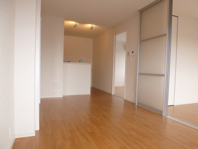 ＣＯＮＦＩＤＥＮＣＥ　Ｍの居間・リビング|ダイニング