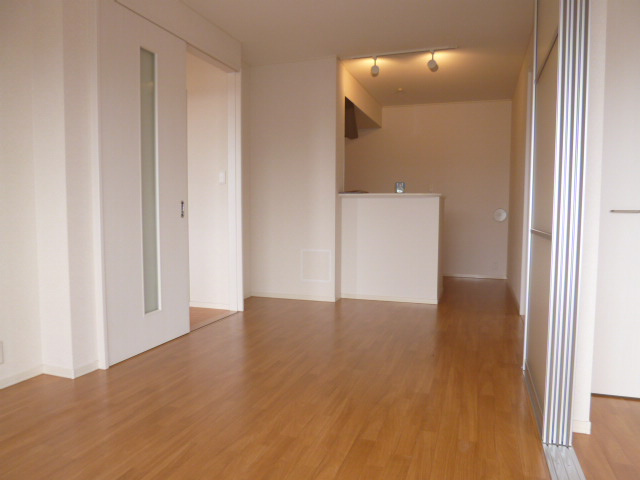 ＣＯＮＦＩＤＥＮＣＥ　Ｍの居間・リビング|ダイニング