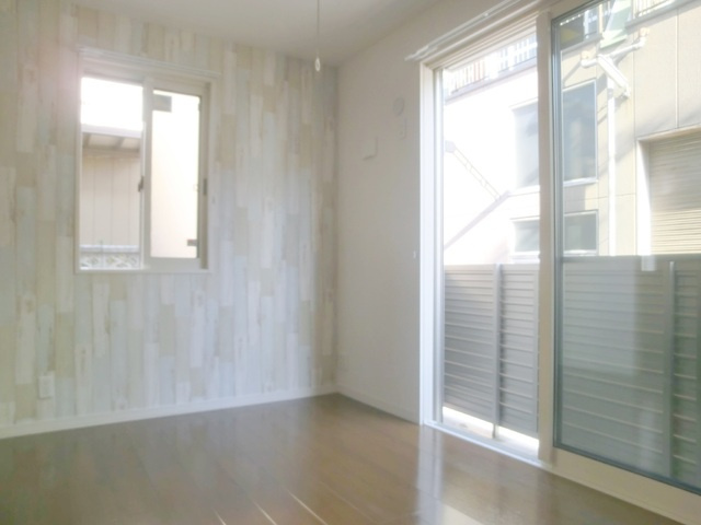アルファⅢの寝室|２窓のお部屋です