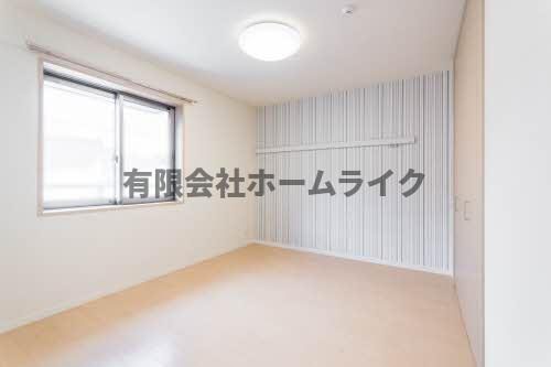 シャーメゾン中石切の洋室