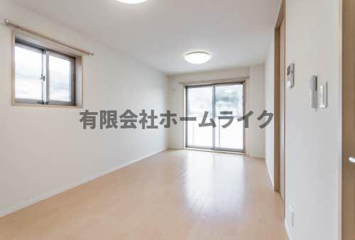 シャーメゾン中石切の居間・リビング