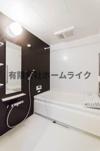 シャーメゾン中石切の浴室