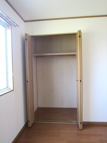 グランドールセレノ　B棟の収納