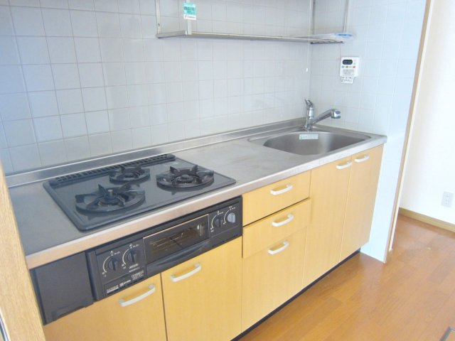 グランドールセレノ　B棟のキッチン