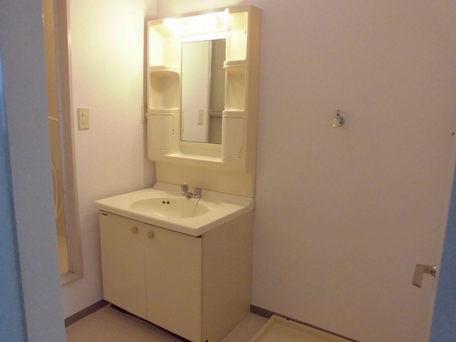 シティハイツ絹の台の独立洗面台