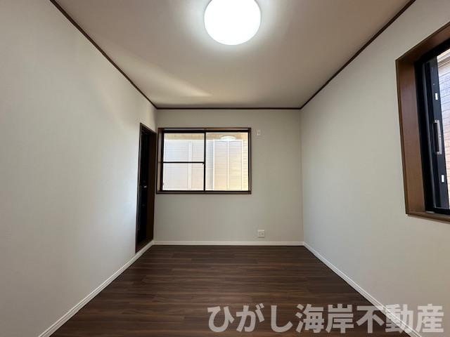 茅ヶ崎市中島　中古戸建の寝室|新規リフォーム完了！　6帖　洋室