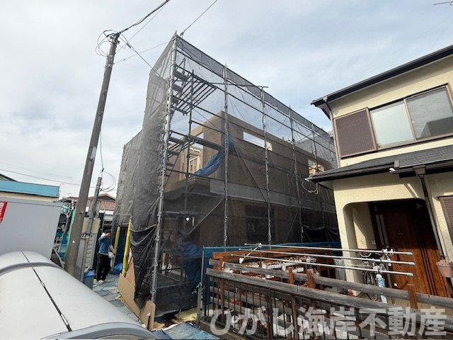 茅ケ崎市矢畑　新築戸建の外観|2月14日撮影　建築中　現地外観