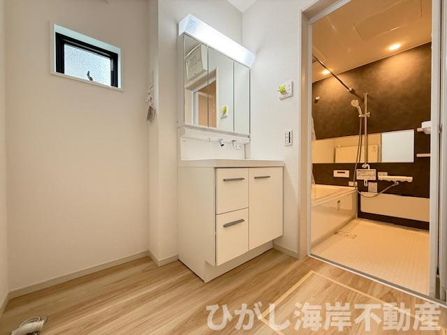 茅ヶ崎市松尾　新築戸建　の脱衣所|脱衣スペース