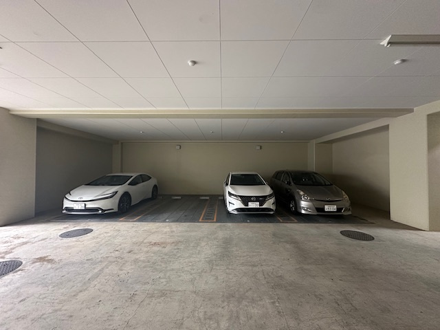 グレイス茅ヶ崎中海岸の駐車場|敷地内駐車場