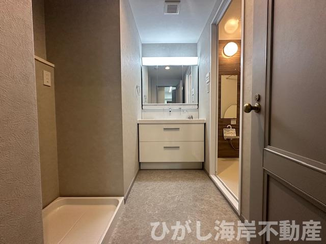 グレイス茅ヶ崎中海岸の脱衣所|新規リフォーム完了！　脱衣スペース