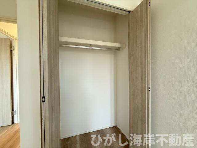 茅ヶ崎市浜之郷　新築戸建　全２棟の収納|各居室　収納スペース付き
