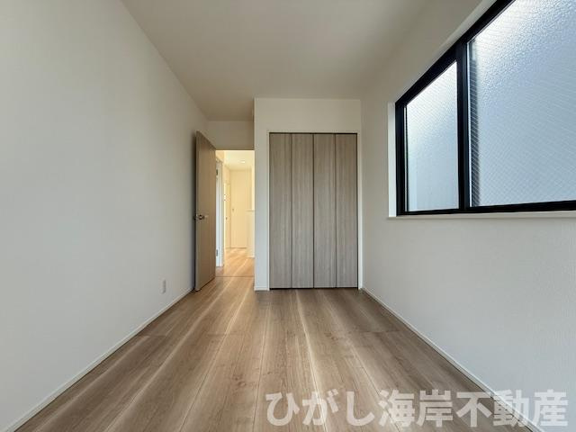 茅ヶ崎市浜之郷　新築戸建　全２棟の寝室|5.3帖　洋室