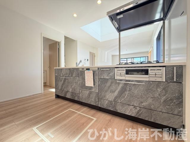茅ヶ崎市浜之郷　新築戸建　全２棟のキッチン|キッチンスペース