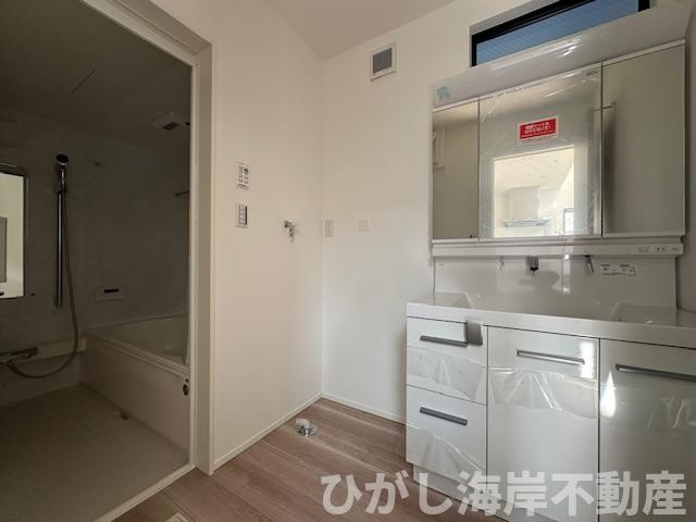 茅ヶ崎市浜之郷　新築戸建　全２棟の外観|2月14日撮影　建築中　現地外観