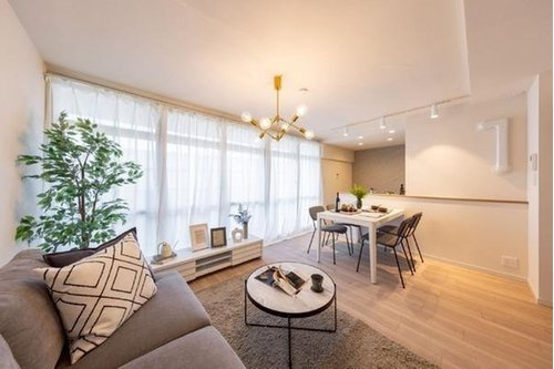 新甲子園マンションの居間・リビング