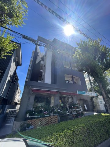 サンクラッソ阪急六甲駅前EASTの外観