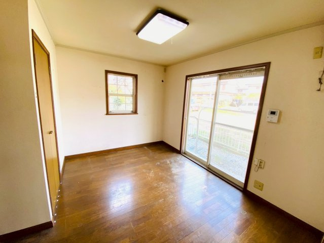 富里市立沢新田戸建のダイニング