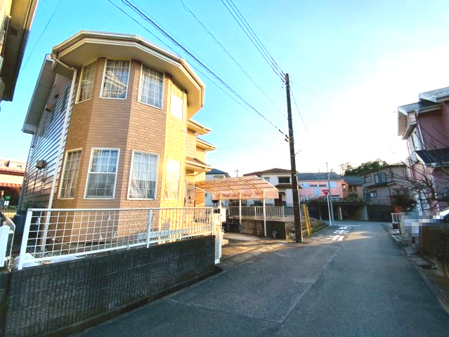 富里市立沢新田戸建の前面道路含む現地写真