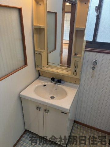 【独立洗面台】 | 鹿島町古浦中古戸建 | 独立洗面台が付いています