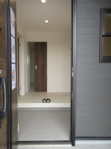 【仲介手数料無料】新築戸建　深谷市宿根966-3（全1棟　大型平屋住宅）の玄関