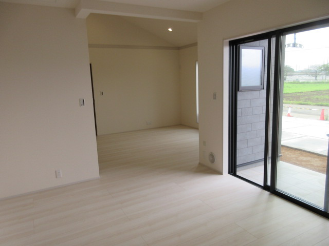 【仲介手数料無料】新築戸建　深谷市宿根966-3（全1棟　大型平屋住宅）の居間・リビング