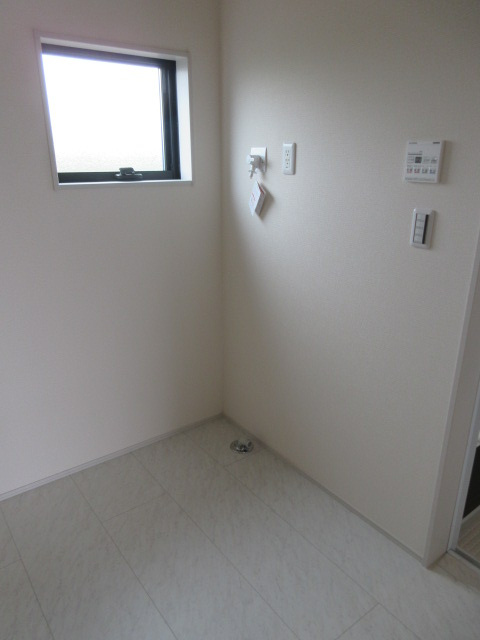 【仲介手数料無料】新築戸建　深谷市宿根966-3（全1棟　大型平屋住宅）のランドリースペース