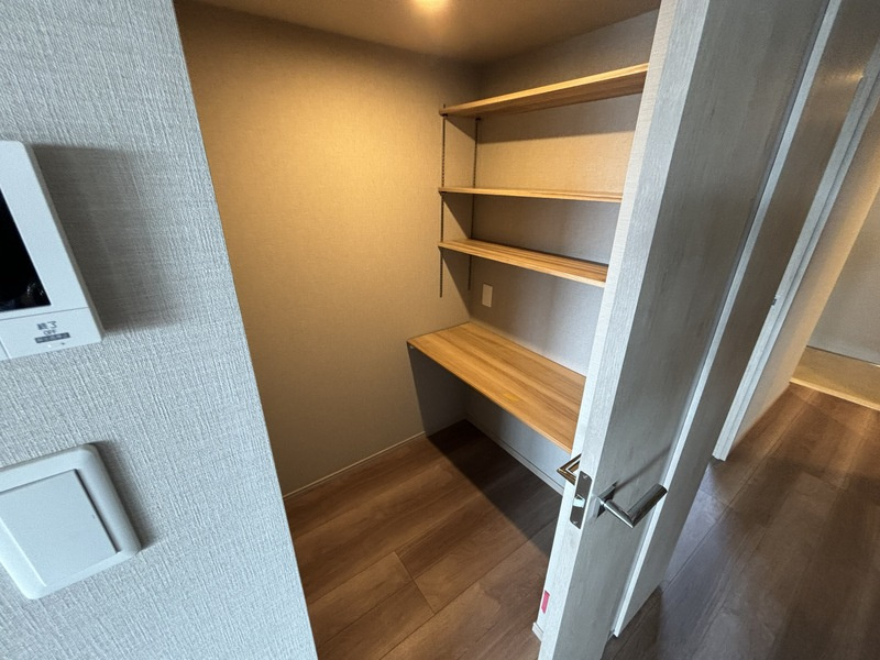 さいたま市浦和区仲町４丁目の賃貸マンションの収納