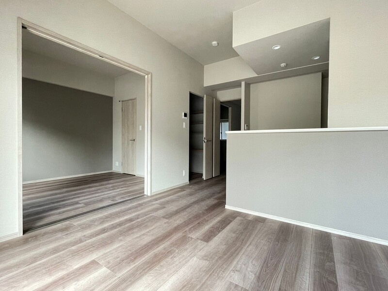 さいたま市浦和区仲町４丁目の賃貸マンションの居間・リビング