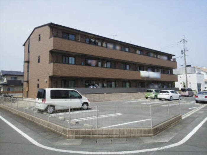 ユーエム・セイラ