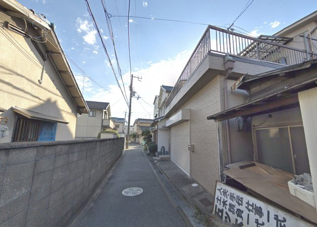 忠岡北　住宅・倉庫の周辺