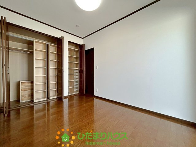 古河市駒羽根1期　中古一戸建ての収納