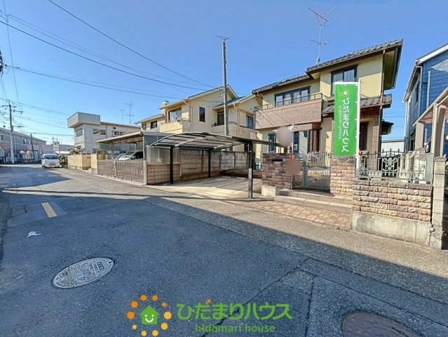 古河市駒羽根1期　中古一戸建ての前面道路含む現地写真