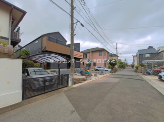 【前面道路含む現地写真】