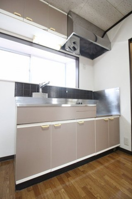 【洗面所】 | コーポWILL B | 使いやすいキッチンです