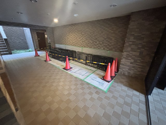 フォリア岡本のロビー
