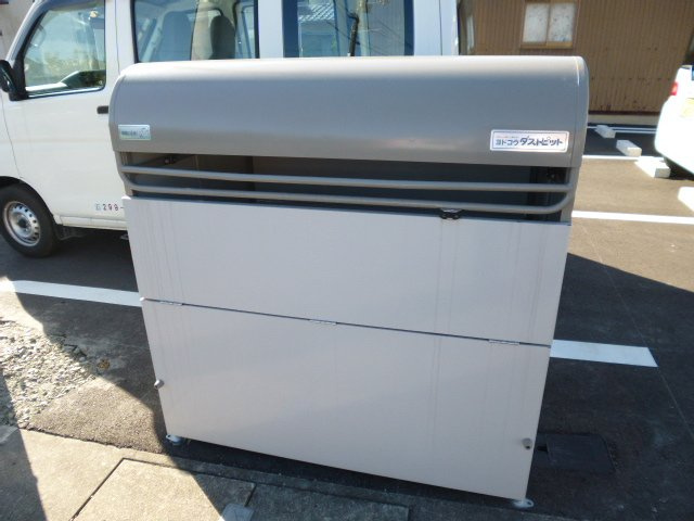 ベラルーチェⅡのその他共用部分|敷地内専用ゴミステーション