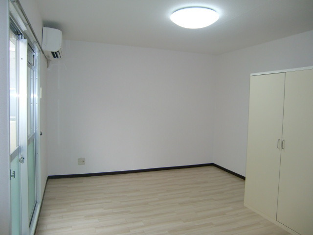 ルーブル西灘の居間・リビング